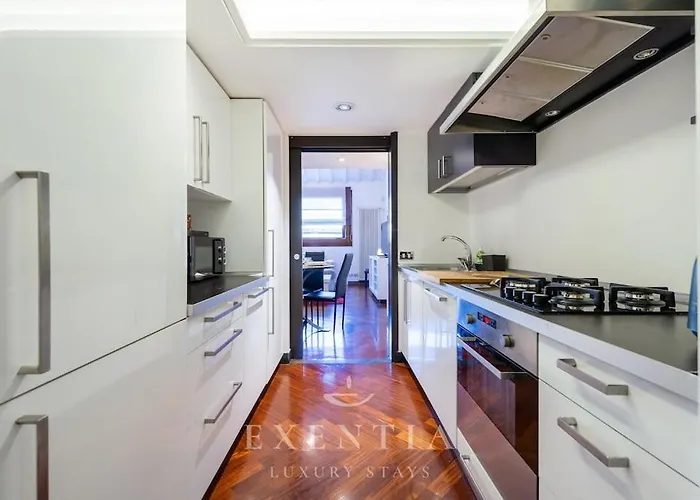 Daire Spanish Steps Penthouse With Sunset Terrace Roma
